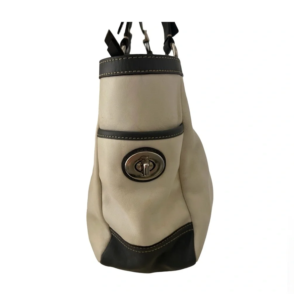 Coach East West Pleated Gray & White Tote Bag with Dust Bag - Picture 6 of 12